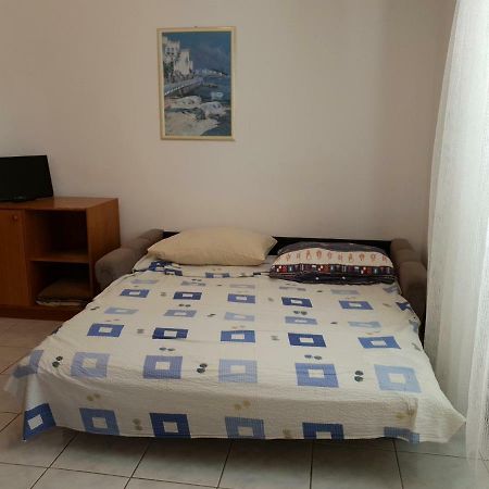 Apartments L.Z. Starigrad Paklenica Ngoại thất bức ảnh